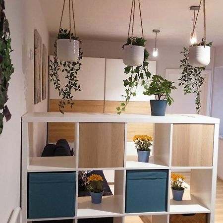 Apartament Granatowy Swietoduska 12 Lublin Exterior foto